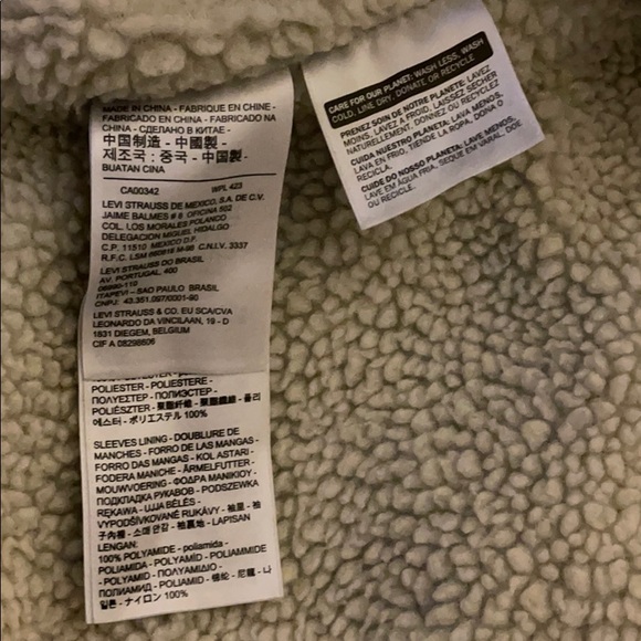Levi’s Sherpa jacket - Picture 3 of 4